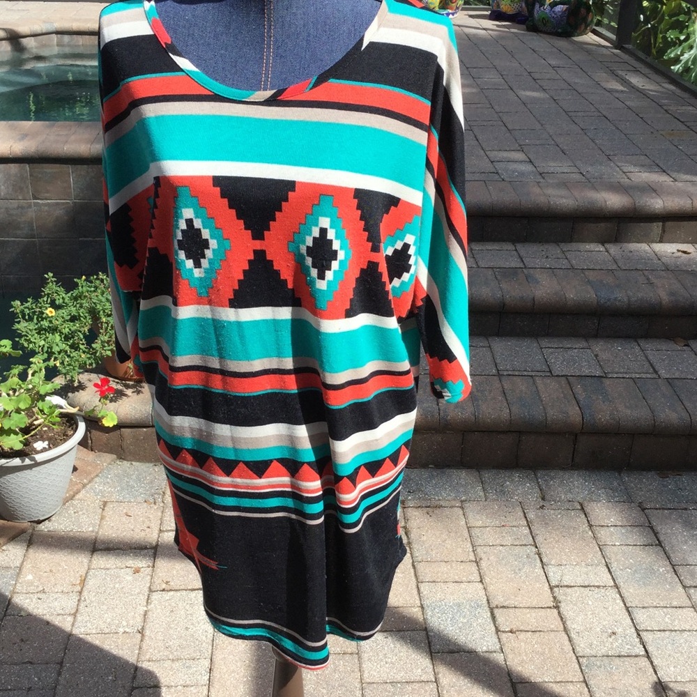 Long shirt, can be worn with leggings