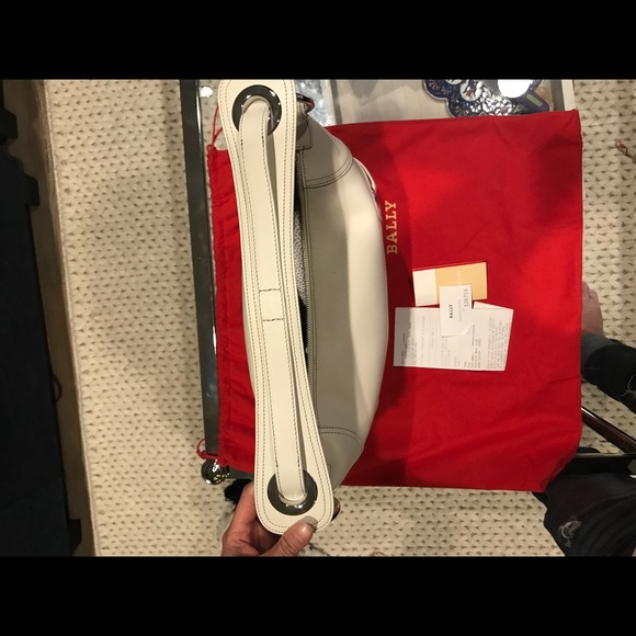 Bally Calf Leather Shoulder Bag - Picture 4 of 7