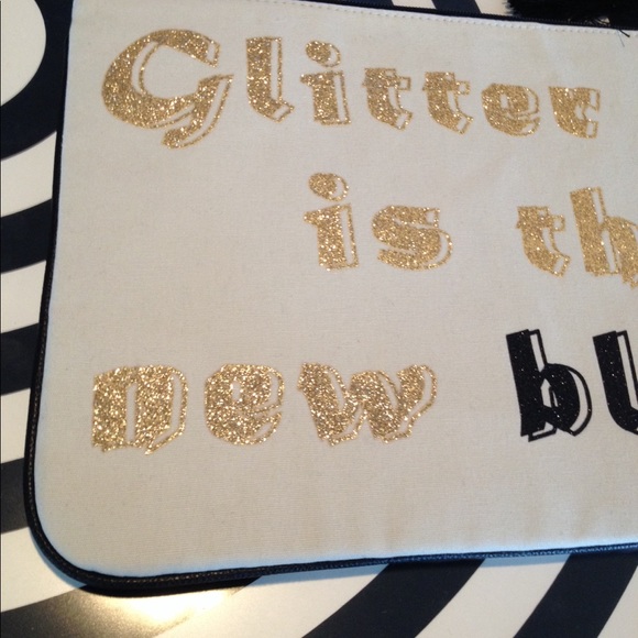 Madden girl large pouch. NWT - Picture 5 of 5