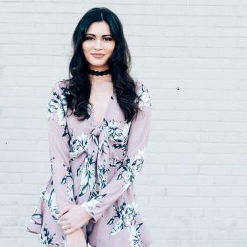 Meet your Posher, Brooke