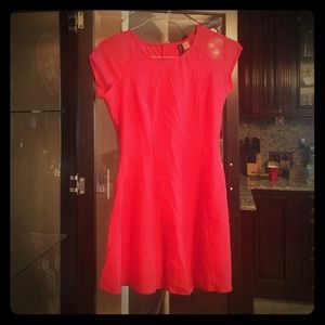 Short sleeve dress