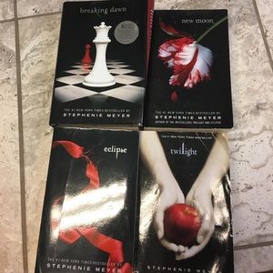 Twilight books by stephenie Meyers