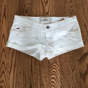 NWT Hollister White Jean Shorts - Size 26