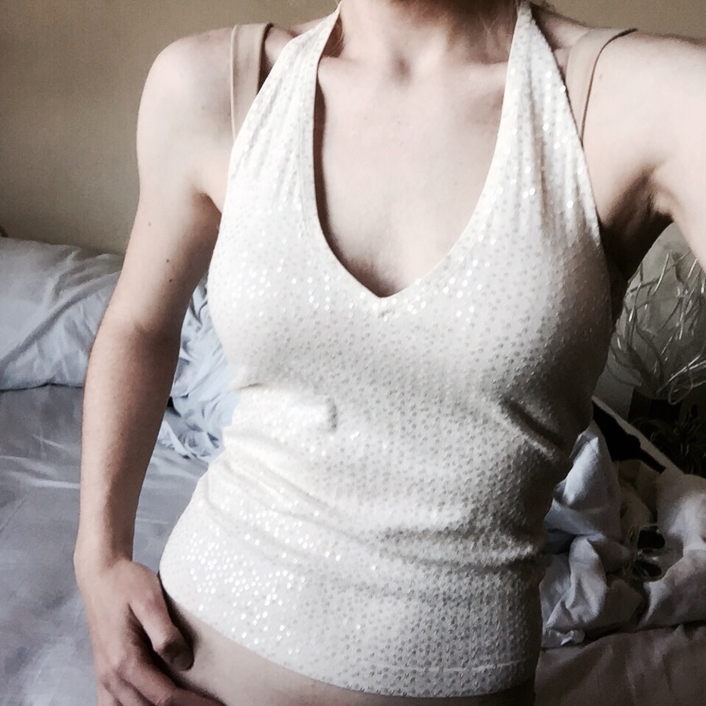 🌞BCBGMaxAzria Off White Sequin Top