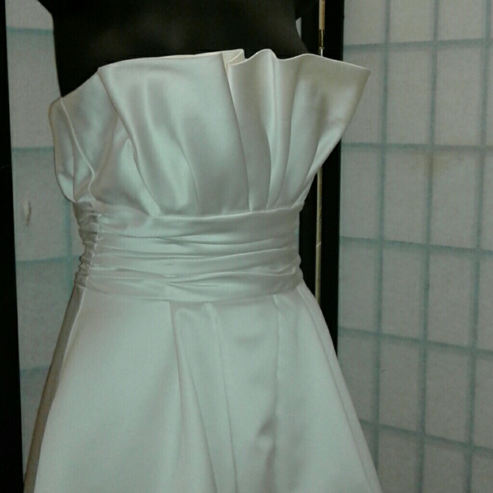 Ivory Wedding Gown White House Black Market