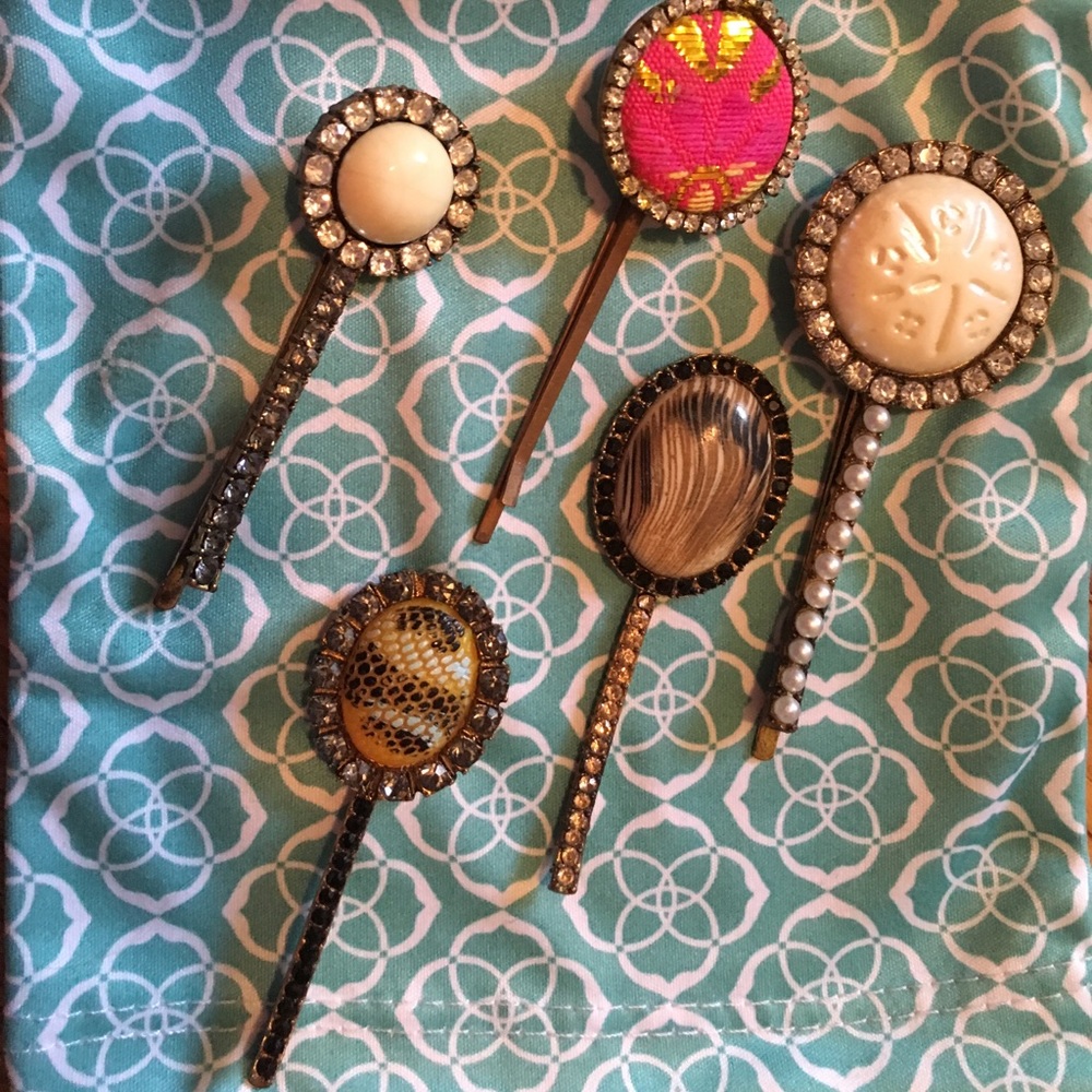 Set of 5 jeweled bobby pins