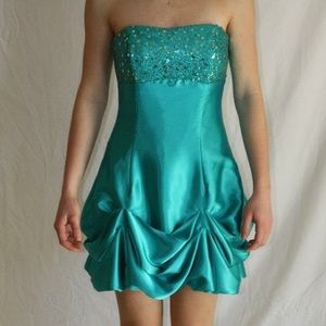 Jessica McClintock Prom Dress