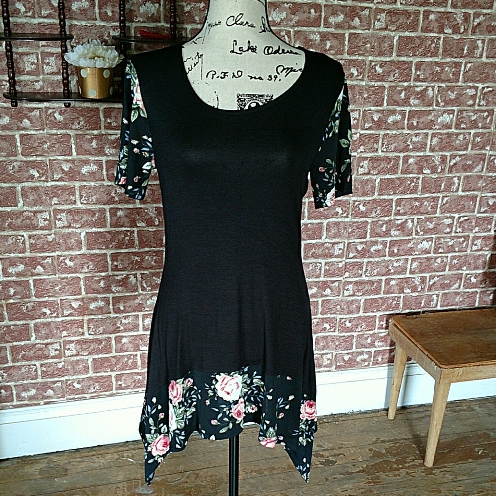 Sharkbite hem tunic.