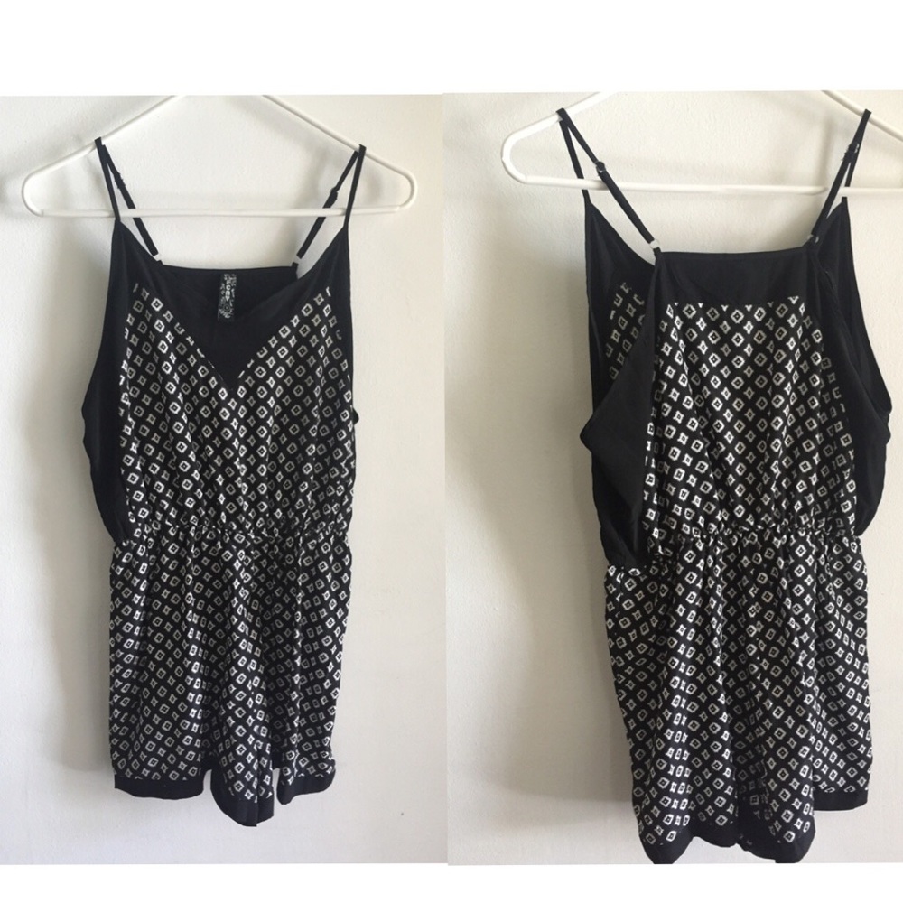 geometric pattern designed black and white romper