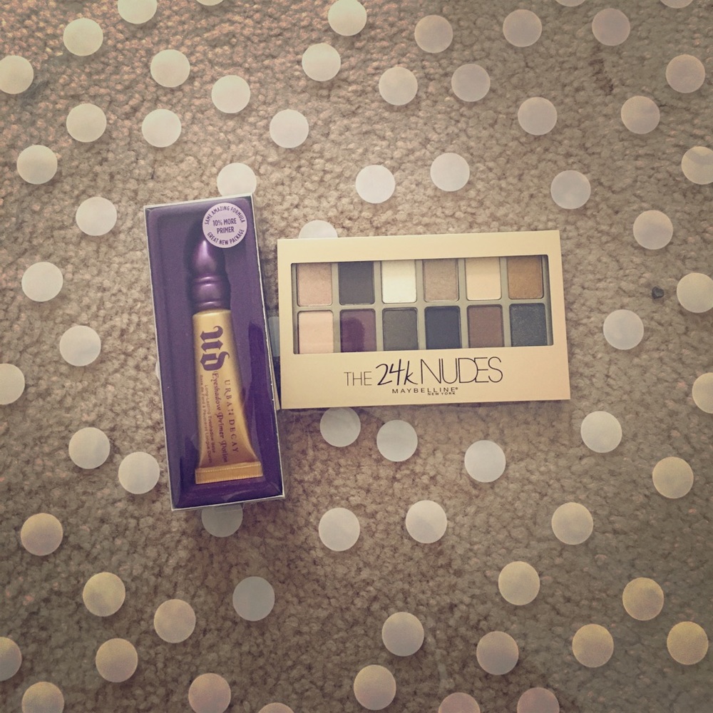 Brand new makeup bundle for only $25
