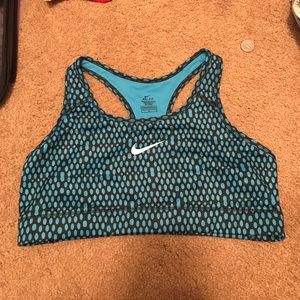 Large Nike sports bra