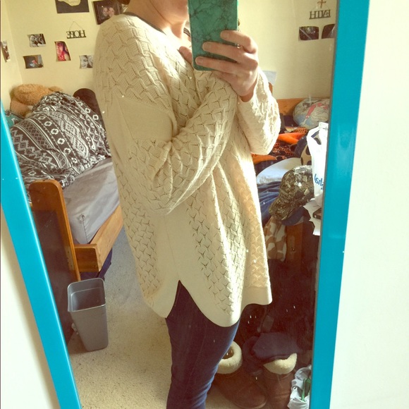 Knitted oversized sweater - Picture 1 of 4