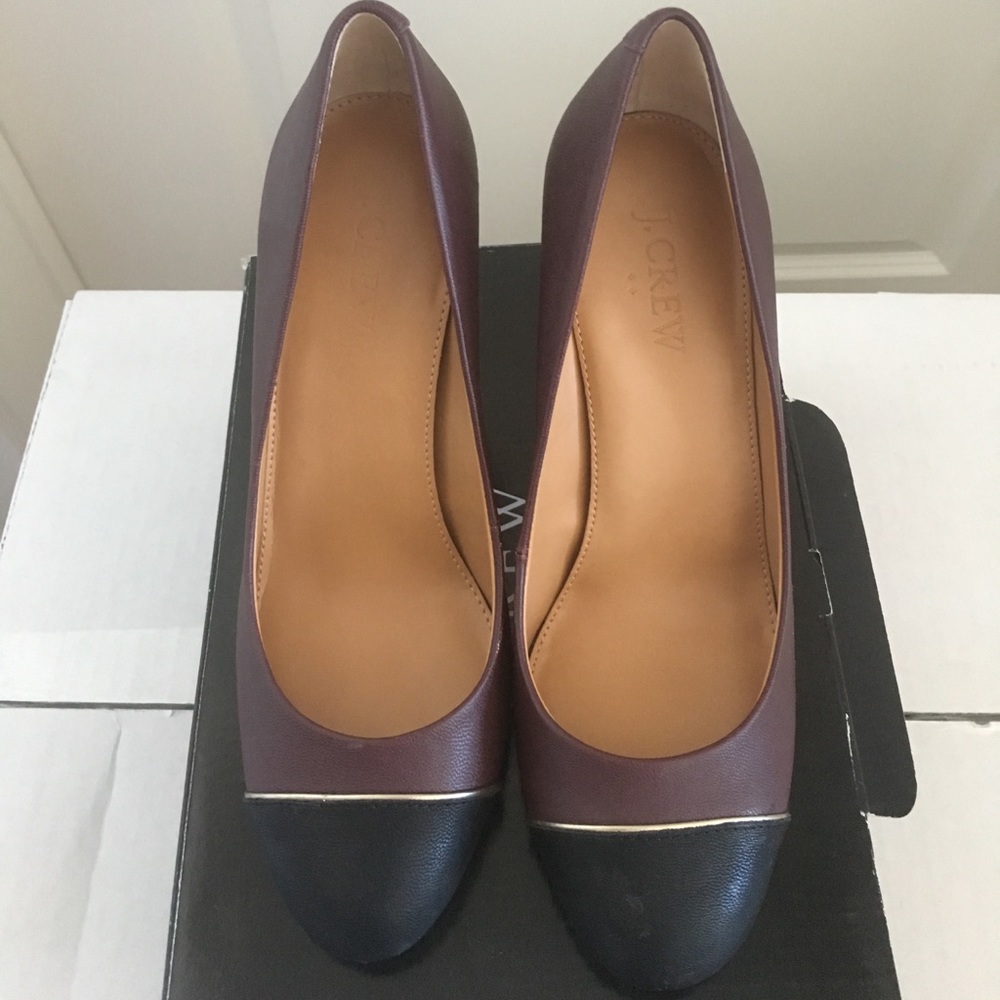 J.Crew olive cap toe pumps size 6.5
