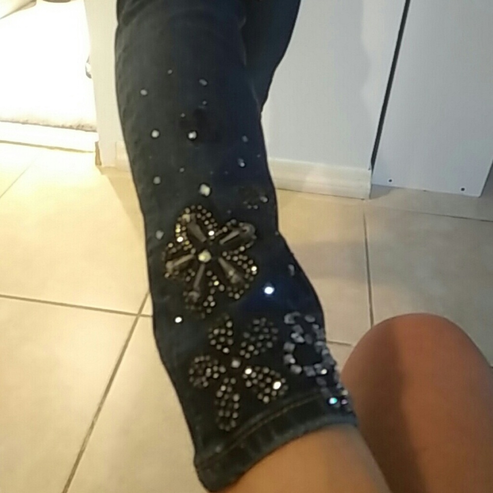 Jean - Picture 3 of 4
