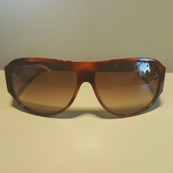 Judith Leiber tortoiseshell crystal sunglasses main image 6