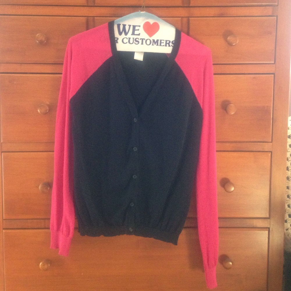MAK sz S pink and navy button down cardigan