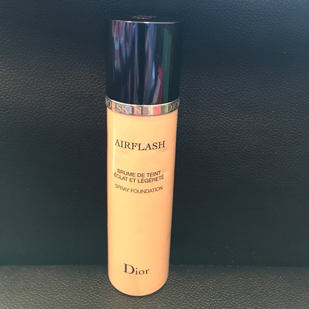 NWOT: Dior Airflash Spray Foundation (500)