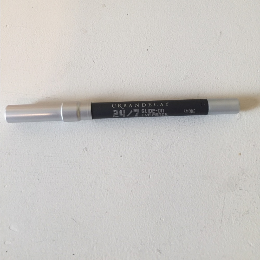 Urban decay eyeliner 24/7 smoke gray