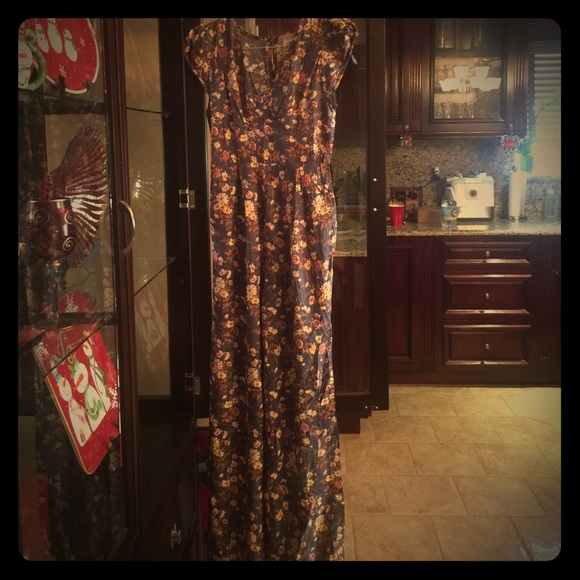 Pants - Wide leg Jumpsuit