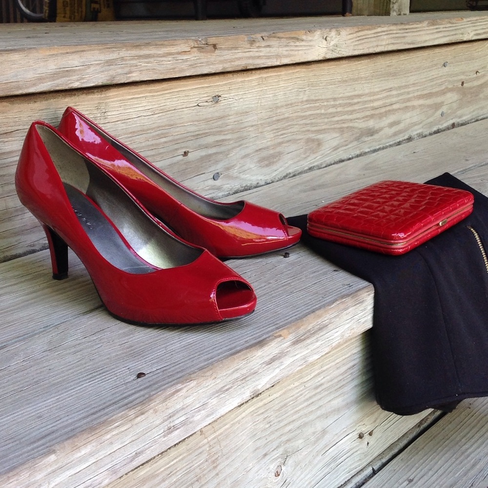 📣🎉🇺🇸 Lascivious Red Peep Toe Bandolino