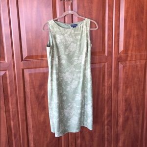 Ann Taylor knee length sleeveless dress