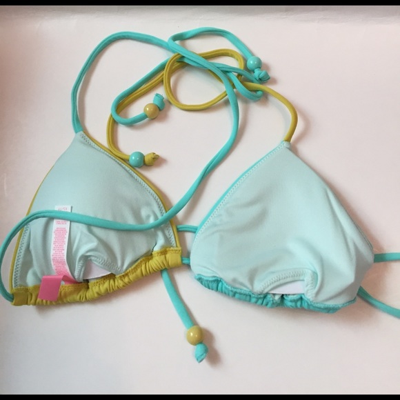 Victoria's Secret Classic Triangle Bikini top - Picture 2 of 3