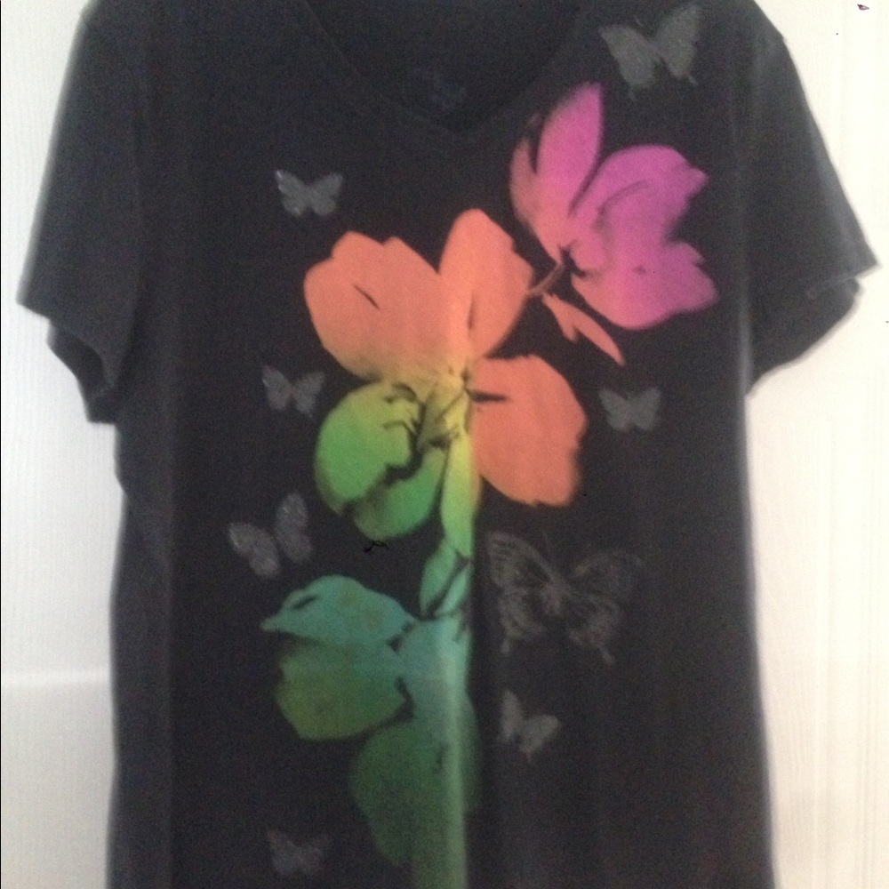 Floral plus Tee