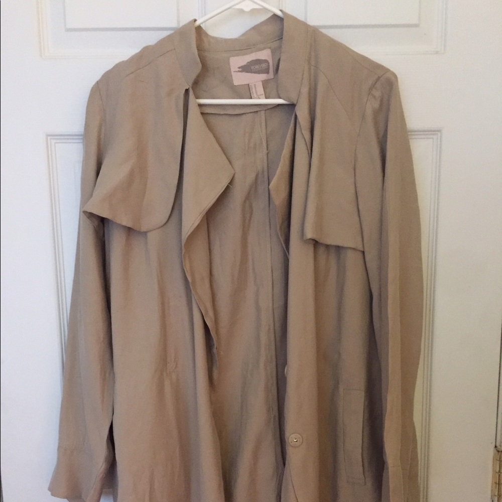 LONG FLOWY BEIGE COAT