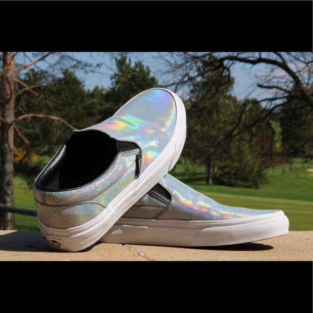 Holographic Vans