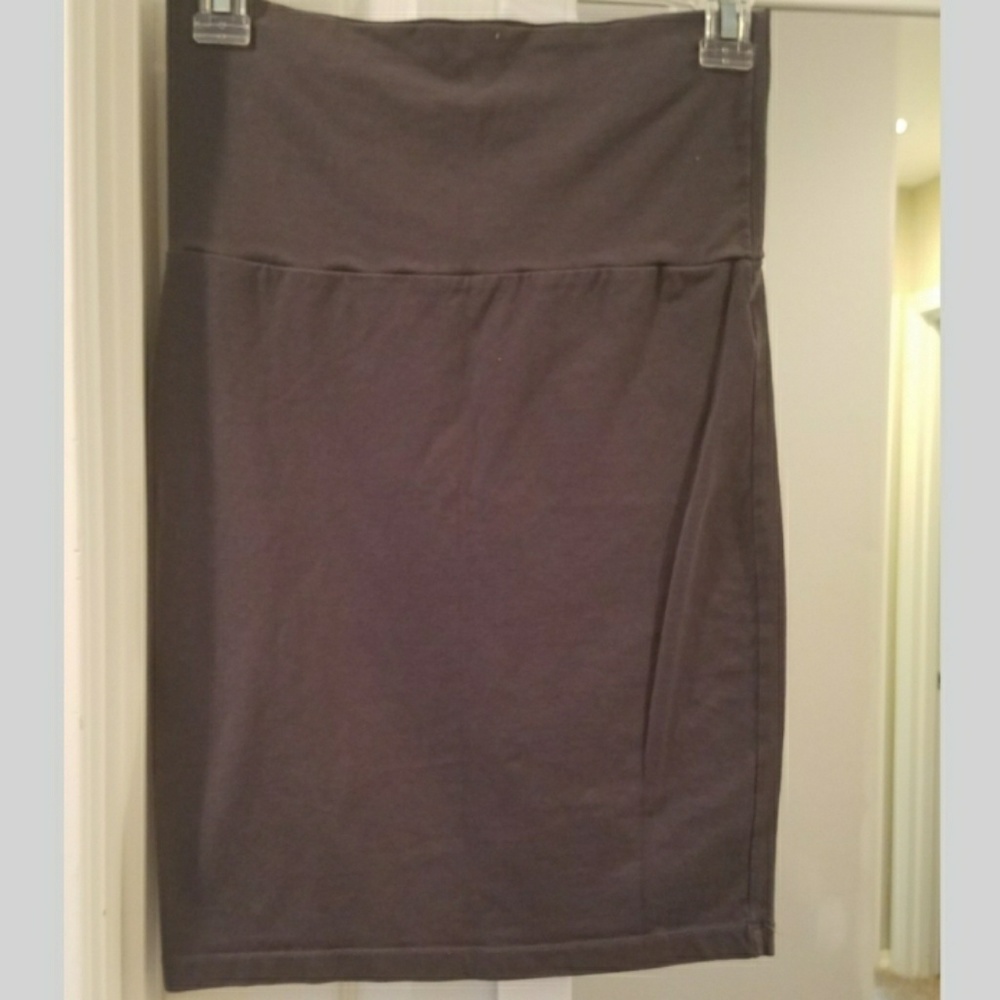 Mini pencil skirt