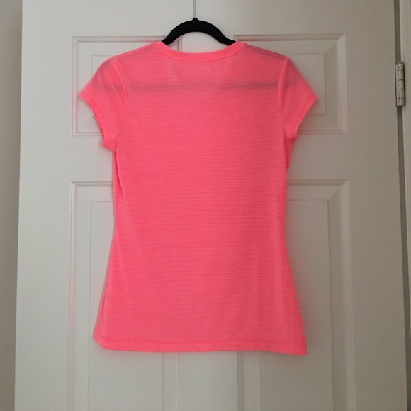 Sports top - Picture 3 of 3