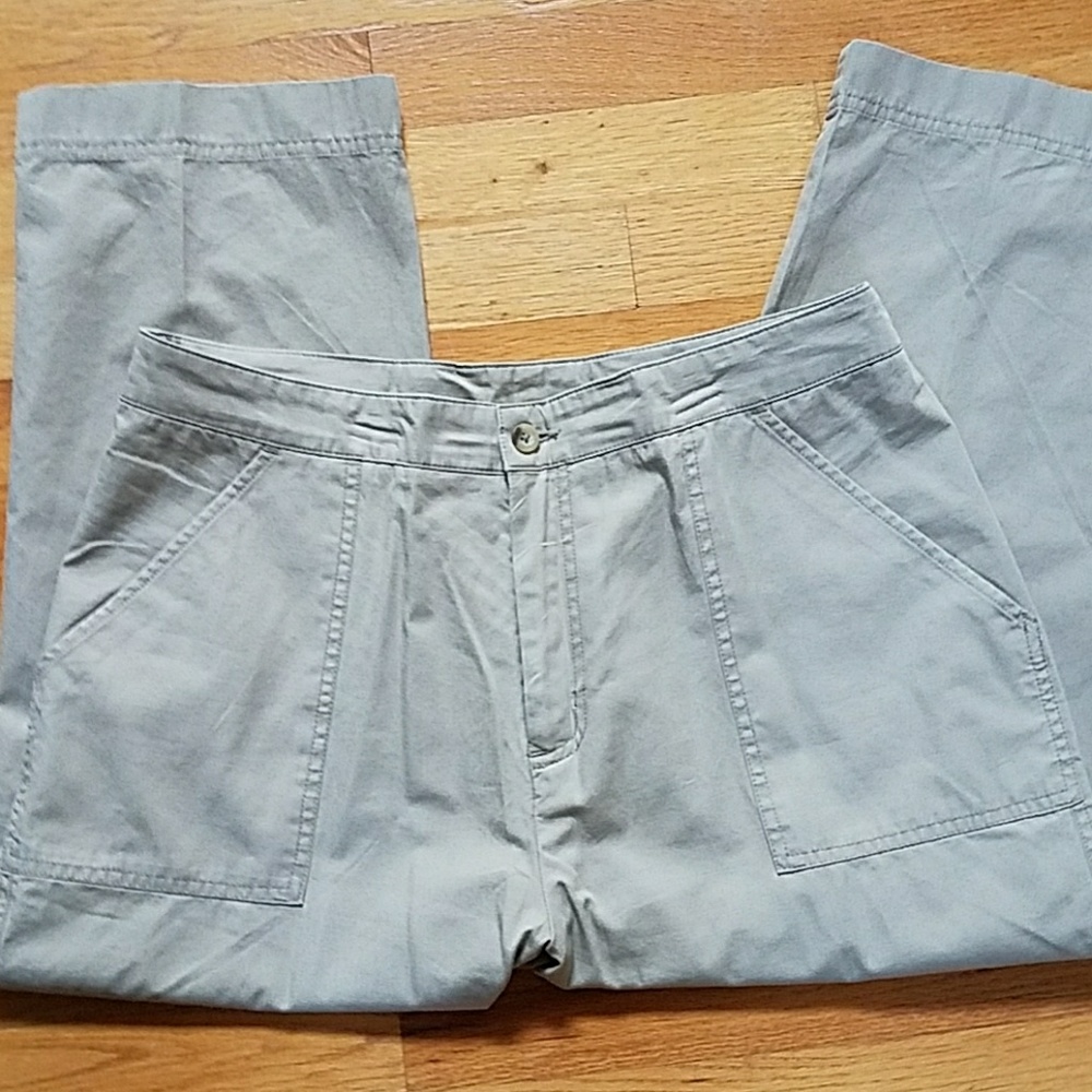 Woolrich khaki  capris