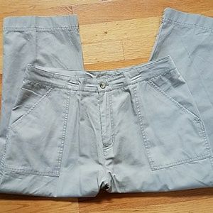 Woolrich khaki  capris