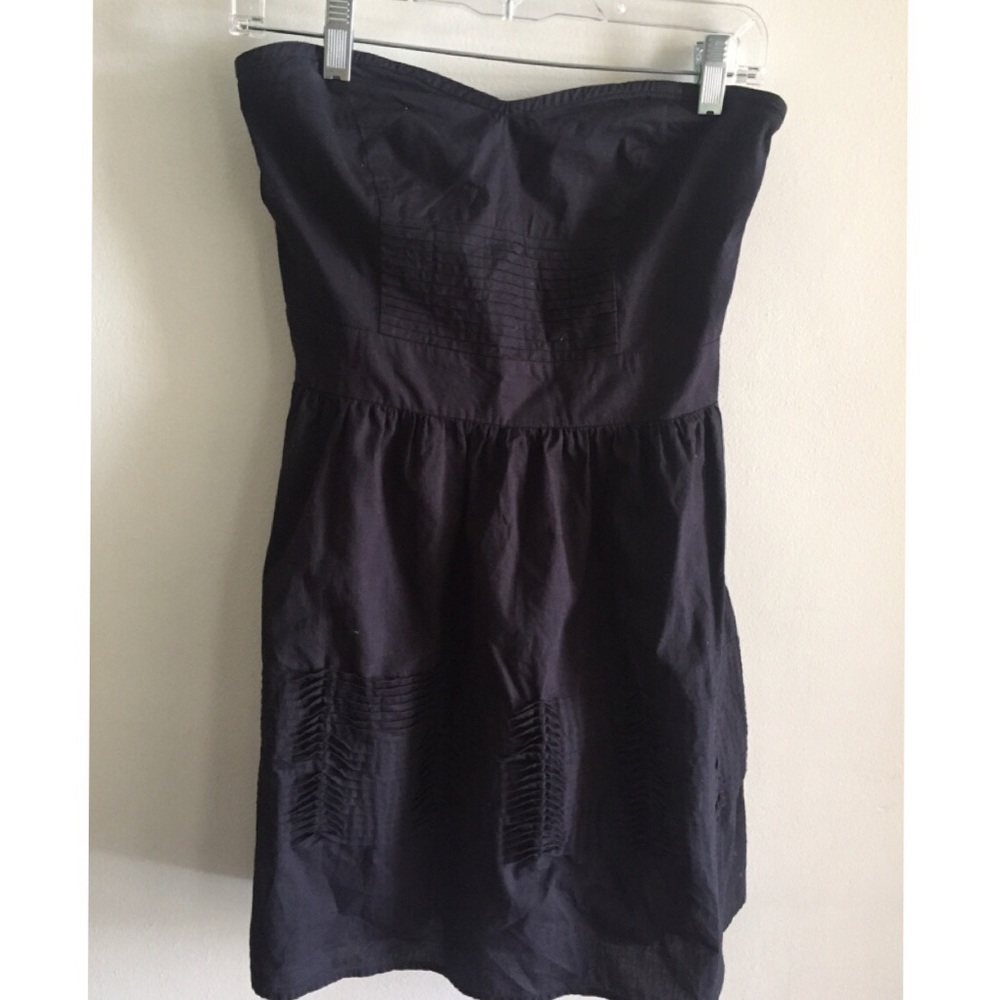 navy blue strapless dress