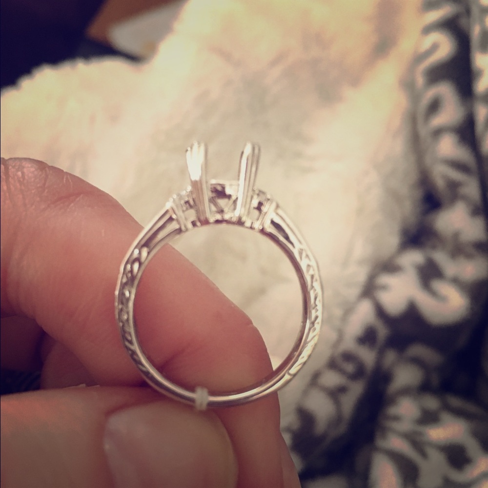 14kt White Gold Diamond Semi-mount
