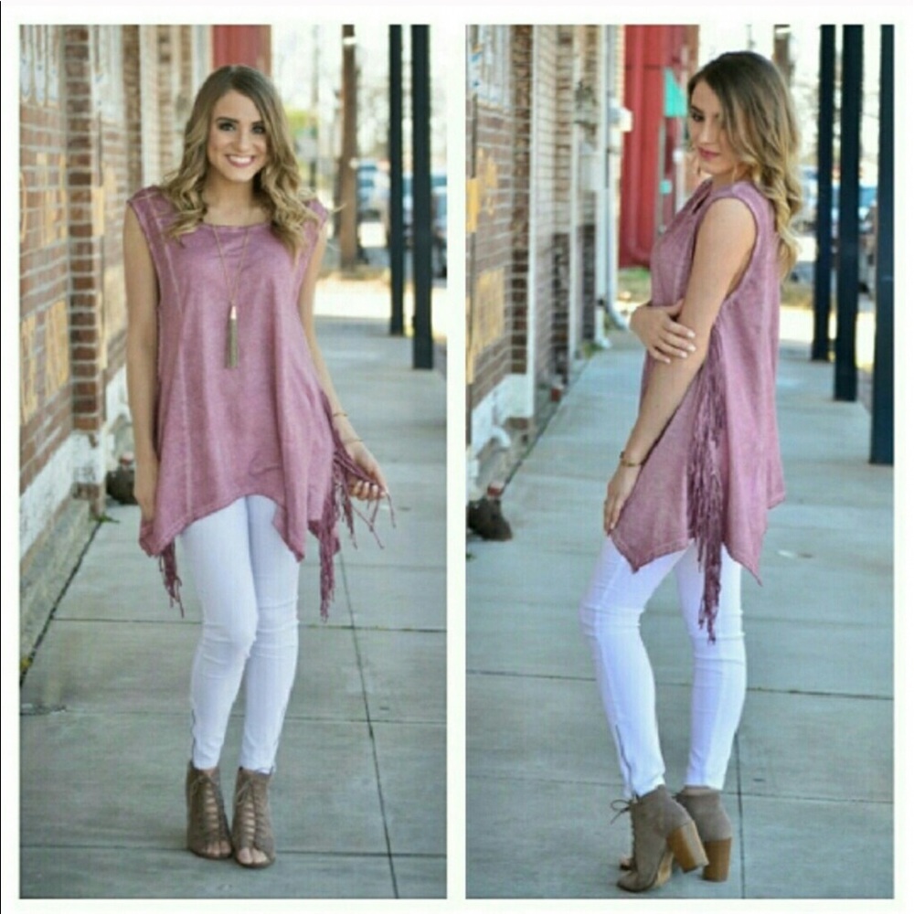 💖🎉HOST PICK🎉Mauve side fringe top💖 - Picture 4 of 7