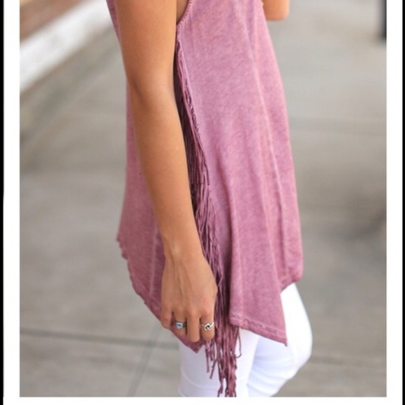 💖🎉HOST PICK🎉Mauve side fringe top💖 - Picture 7 of 7
