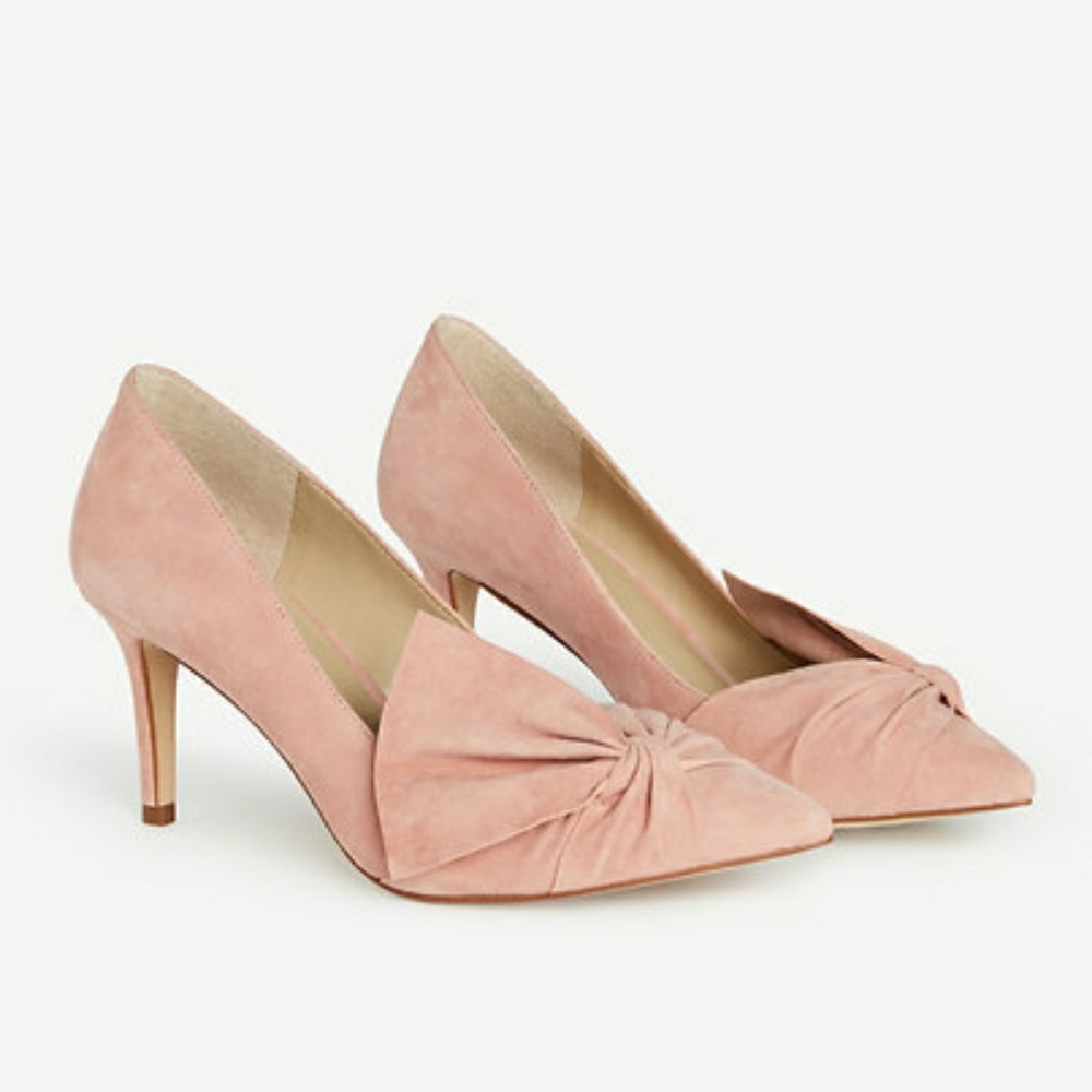 Ann Taylor Deloris Suede kitten heels with bow
