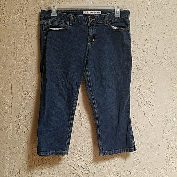 DKNY Pants - 🍁 Sale DKNY Capri Blue Jeans