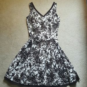 🌻SUMMER SALE!🌻 Brown and White a-line dress