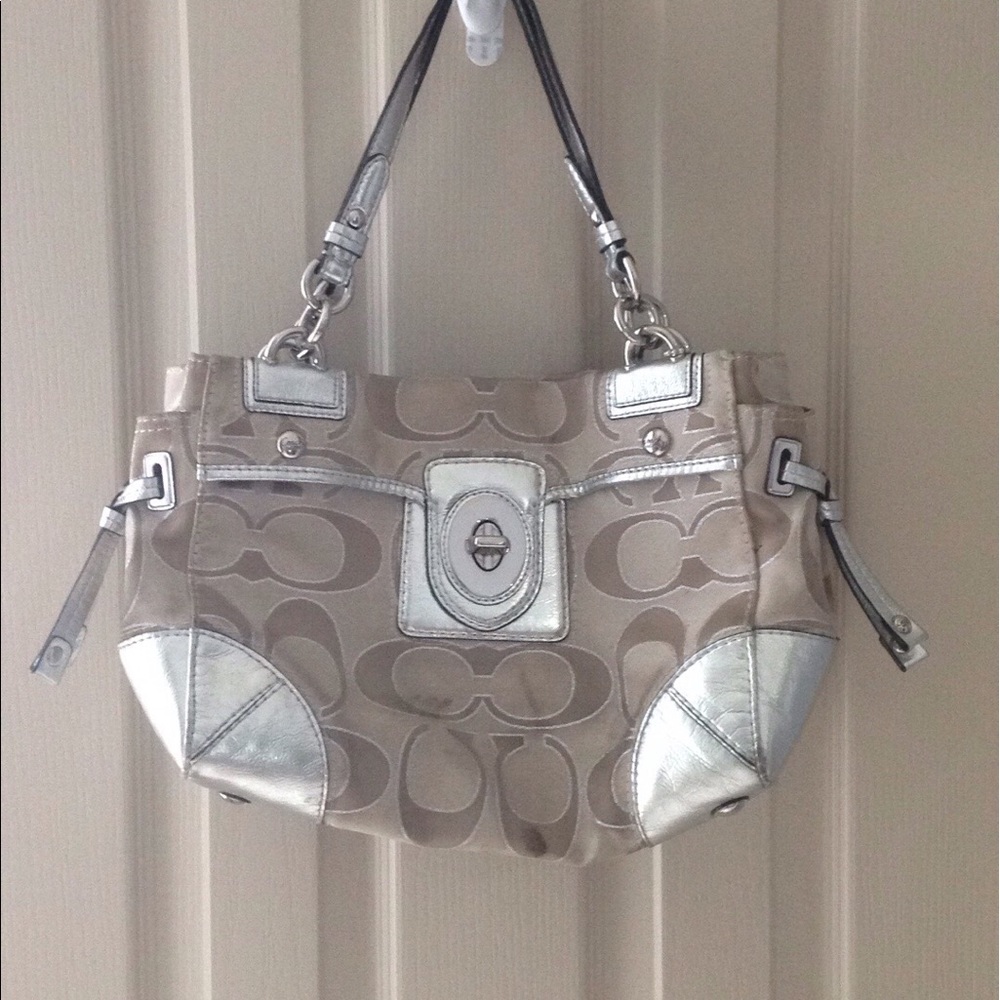 Authentic coach purse