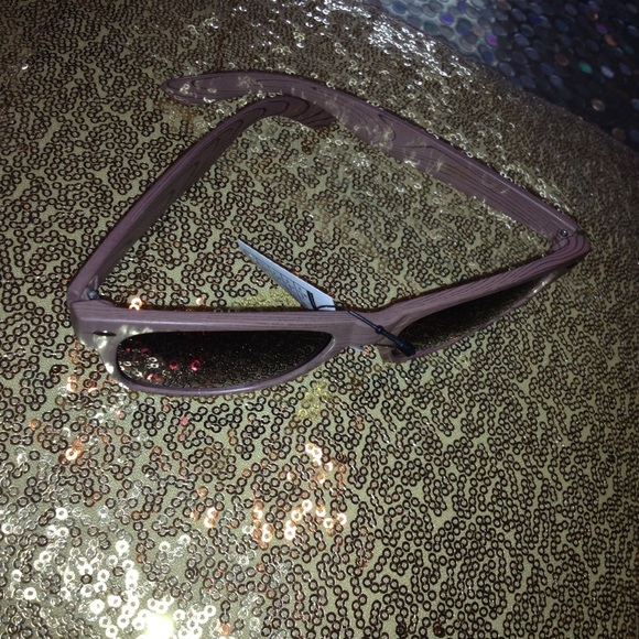Retro optix sunglasses. NWT - Picture 3 of 3