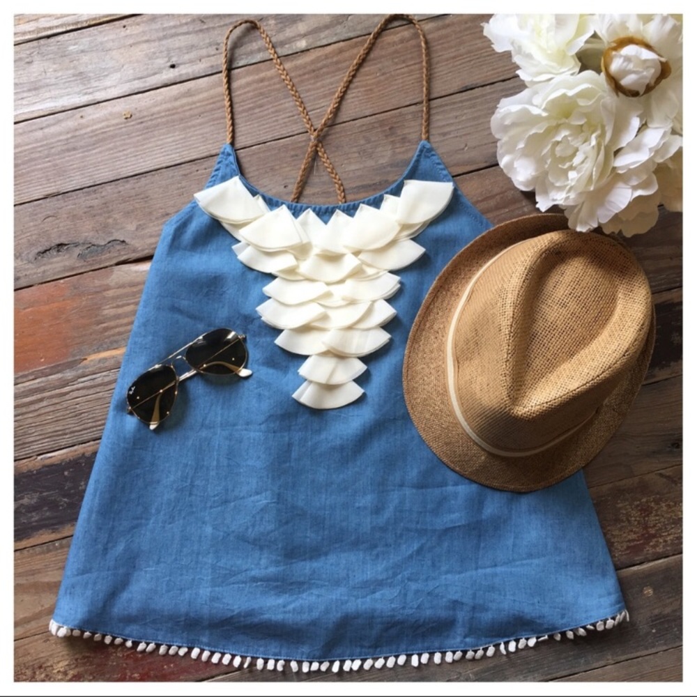🎉 HP 🎉Gorgeous Denim Petal Top - Picture 2 of 3