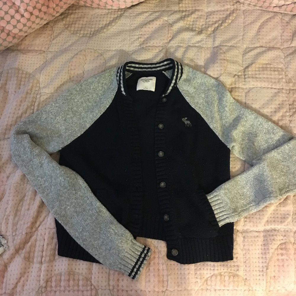 A&F Sweater type bomber jacket