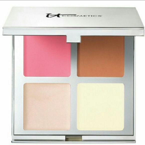 Sephora Other - 🎉HP🎉 New IT Cosmetics Must-Haves Palette