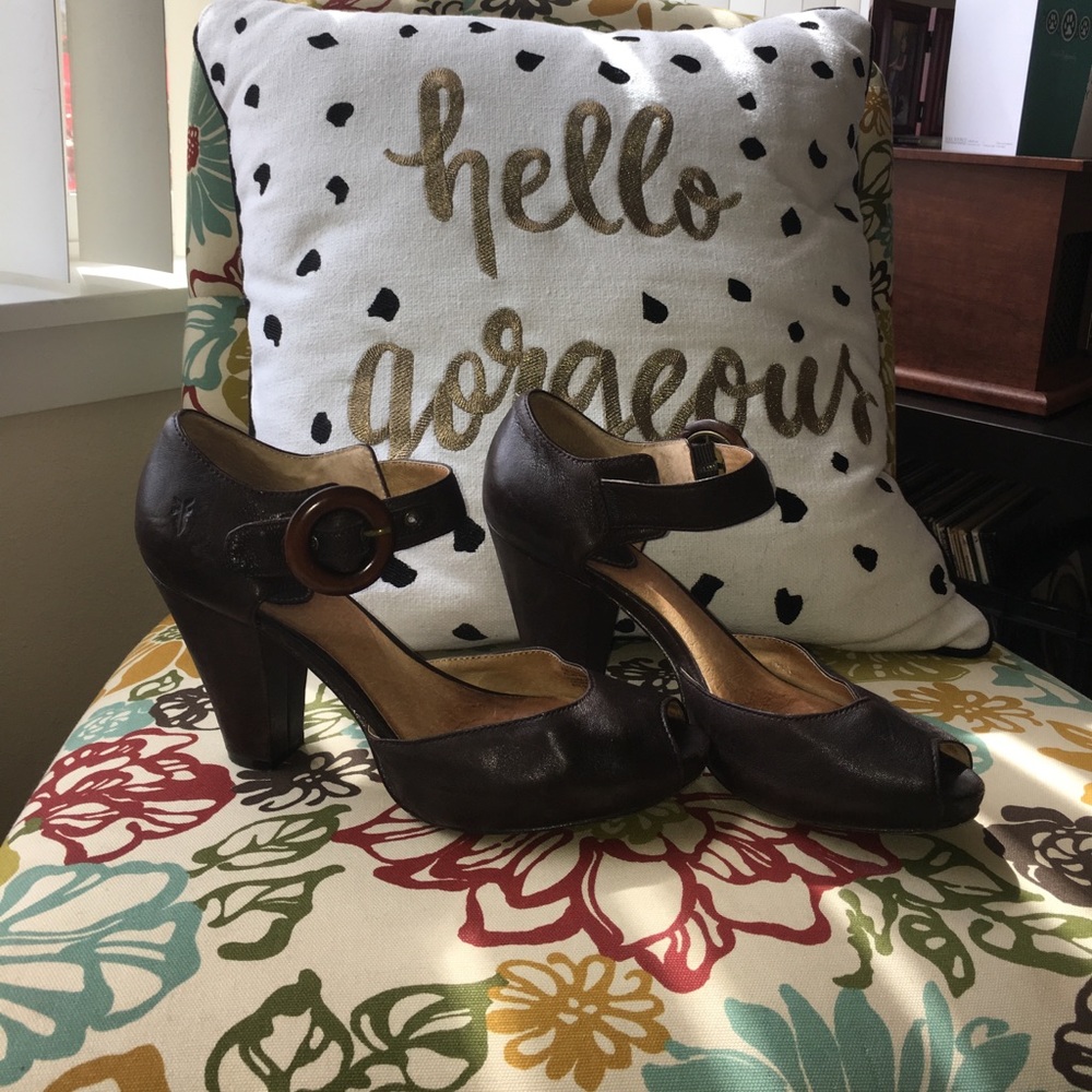 Frye Kelsey ankle strap Mary Jane, size 8.5