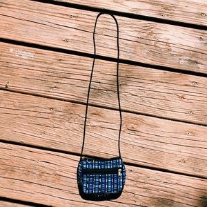 Salvadorian HandCrafted Cross-body
