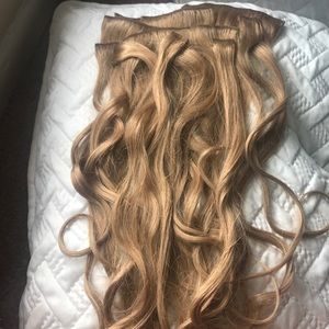 Golden blonde hair extensions Luxy Hair