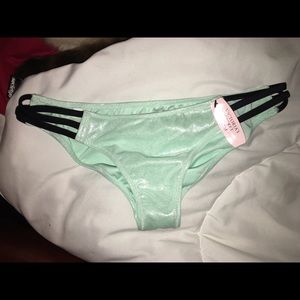 NWT Victoria's Secret "The Strappy Cheeky" bottoms