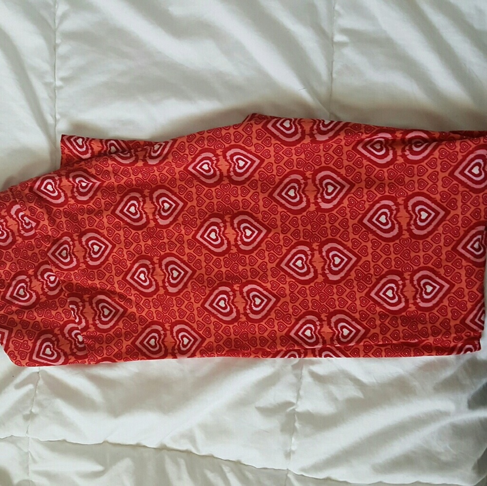 Lularoe Valentines Leggings EUC